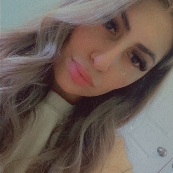 Meet your Posher, Maleeha - Picture 1 of 1